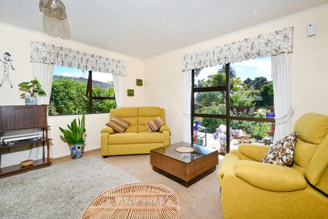 Photo of property in 94 Roberts Road, Te Atatu South, Auckland, 0610