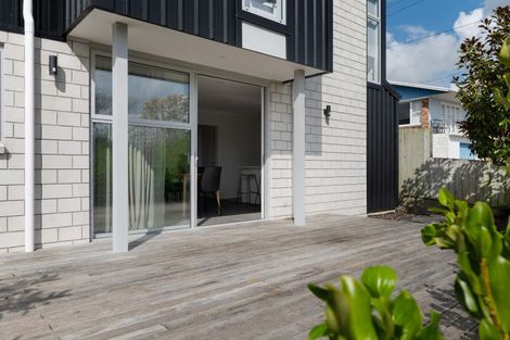 Photo of property in 22u4 Thomson Avenue, Dinsdale, Hamilton, 3204