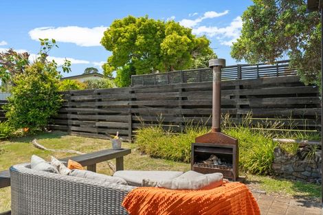 Photo of property in 19 Mccormick Place, Pauanui, Hikuai, 3579