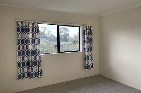 Photo of property in 2/8 Quiet Street, Te Atatu South, Auckland, 0610