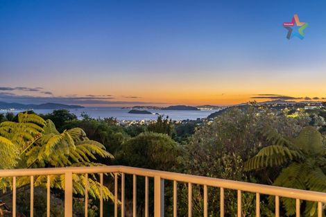 Photo of property in 9 Oceanview Terrace, Tirohanga, Lower Hutt, 5010