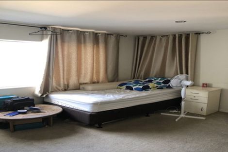 Photo of property in 41 Nimstedt Avenue, Oteha, Auckland, 0632