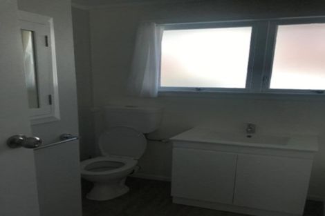 Photo of property in 11 Waitahanui Avenue, Taupo, 3330
