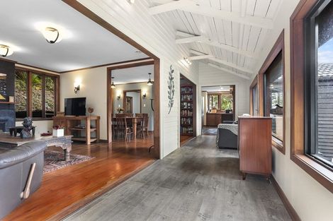 Photo of property in 27 Scenic Drive, Titirangi, Auckland, 0604