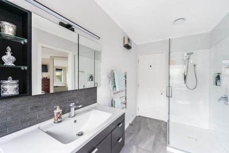 Photo of property in 34 Kensington Drive, Taradale, Napier, 4112