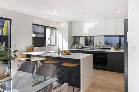 Photo of property in 2/61 Murray Place, St Albans, Christchurch, 8014