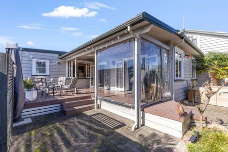 Photo of property in 8 Cochrane Street, Fairy Springs, Rotorua, 3015