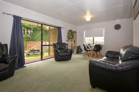 Photo of property in 9 Baillie Crescent, Carterton, 5713