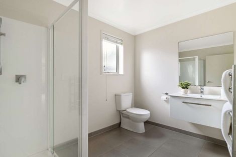 Photo of property in 18 Akeake Lane, Manurewa, Auckland, 2102