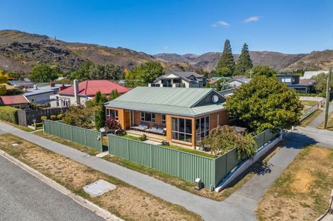 Photo of property in 26 Molyneux Avenue, Cromwell, 9310