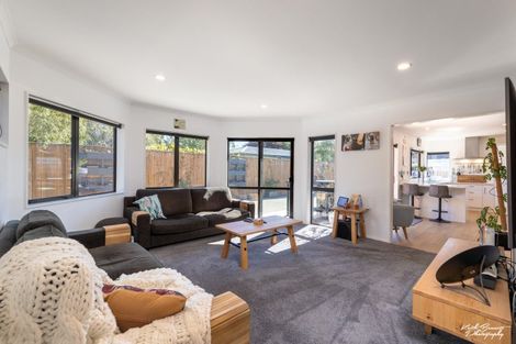 Photo of property in 258a Fergusson Drive, Heretaunga, Upper Hutt, 5018