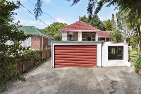 Photo of property in 19 Humphrey Kemp Avenue, Henderson, Auckland, 0612
