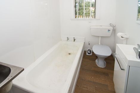 Photo of property in 83 Lincoln Road, Masterton, 5810