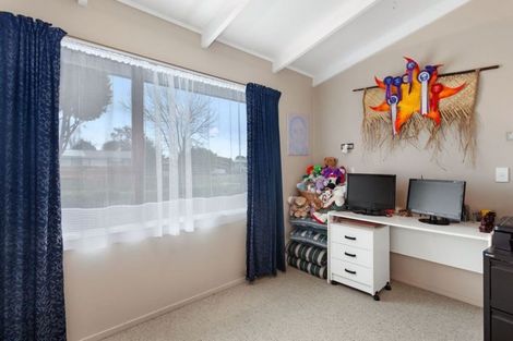 Photo of property in 1 Edgewater Grove, Whakatane, 3120