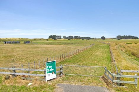Photo of property in 36 Mowhia Grove, Waitarere, Levin, 5510