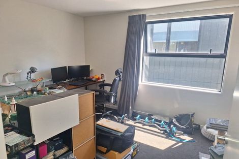 Photo of property in 18/6u Oswald Crescent, Paparangi, Wellington, 6037