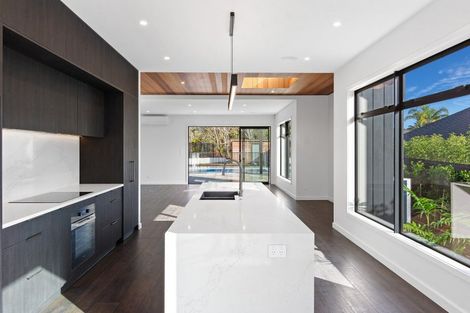 Photo of property in 5 Waipuia Place, Greenhithe, Auckland, 0632