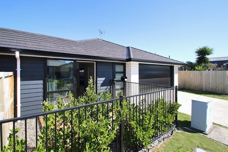 Photo of property in 1u5 Burrows Place, Frankton, Hamilton, 3204