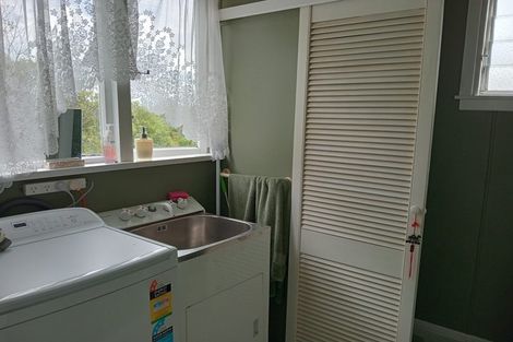 Photo of property in 1a Main Road, Tuatapere, 9620