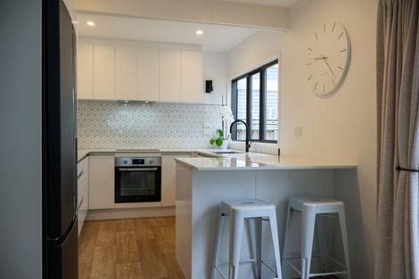 Photo of property in 1/160 Glamorgan Drive, Torbay, Auckland, 0630