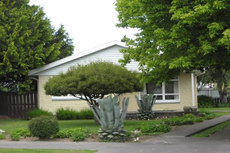 Photo of property in 46 Medina Crescent, Parklands, Christchurch, 8083