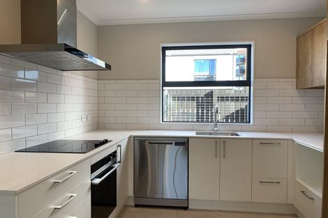 Photo of property in 5 Te Rito Road, Hobsonville, Auckland, 0616