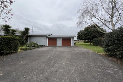 Photo of property in 171 Boord Crescent, Kumeu, 0891