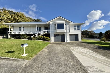 Photo of property in 26 Spinnaker Drive, Whitby, Porirua, 5024