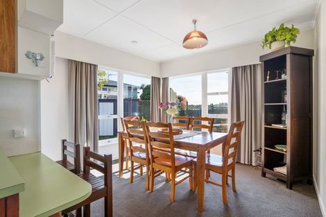 Photo of property in 34 Windsor Road, Bellevue, Tauranga, 3110