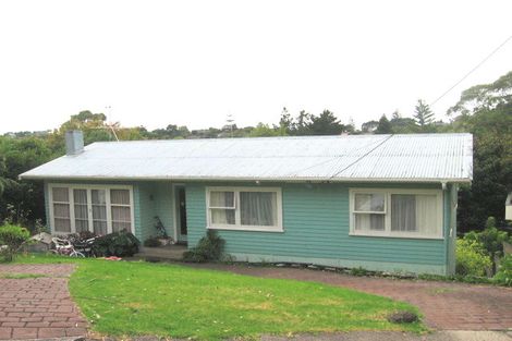 Photo of property in 28 Deane Avenue, Titirangi, Auckland, 0604