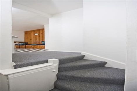 Photo of property in 36 Maarama Crescent, Aro Valley, Wellington, 6021