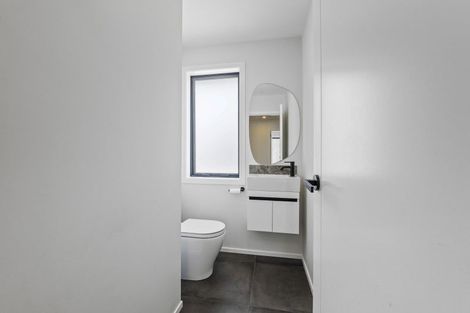 Photo of property in 40 Barrett Road, Whalers Gate, New Plymouth, 4310