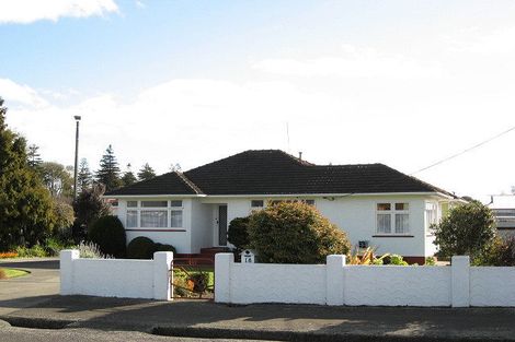 Photo of property in 18 Totara Street, Marton, 4710