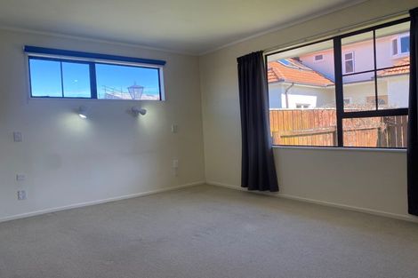 Photo of property in 61a Hautana Street, Woburn, Lower Hutt, 5010