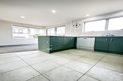 Photo of property in 365 Don Buck Road, Massey, Auckland, 0614