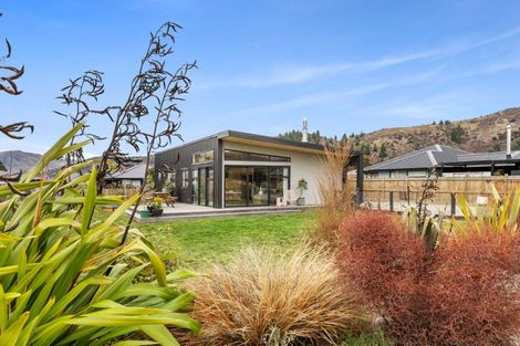 Photo of property in Luggate Park, 3 Cooper Crescent, Luggate, Cromwell, 9383