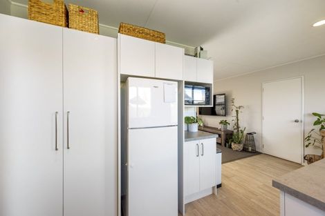 Photo of property in 43a Tait Drive, Greenmeadows, Napier, 4112