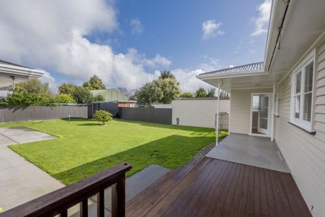 Photo of property in 51 Graham Street, Levin, 5510