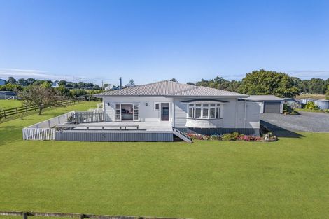 Photo of property in 447 Glenbrook Waiuku Road, Glenbrook, Waiuku, 2681