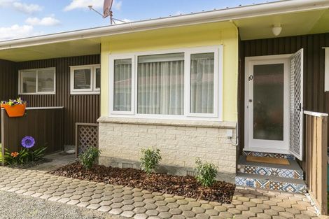 Photo of property in 10/171f Queens Drive, Lyall Bay, Wellington, 6022