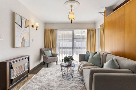 Photo of property in 3 Comeskey Grove, Elderslea, Upper Hutt, 5018