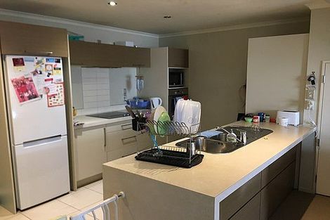 Photo of property in 9 The Track, Takanini, 2112