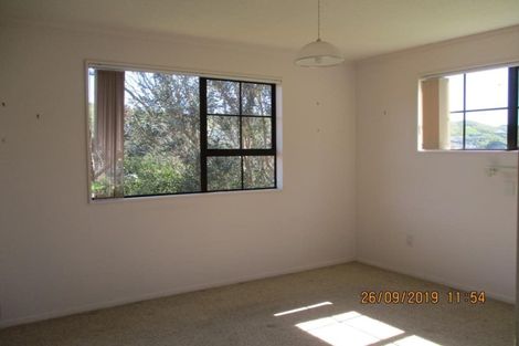 Photo of property in 33a Wingfield Place, Churton Park, Wellington, 6037