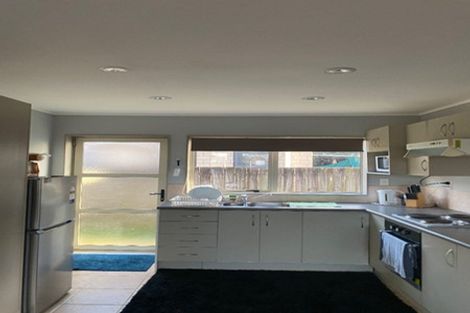 Photo of property in 323 Massey Road, Mangere East, Auckland, 2024