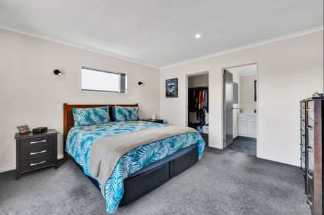 Photo of property in 38 Montague Grove, Stratford, 4332