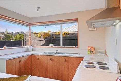 Photo of property in 2/5 Tuscany Place, Beckenham, Christchurch, 8023