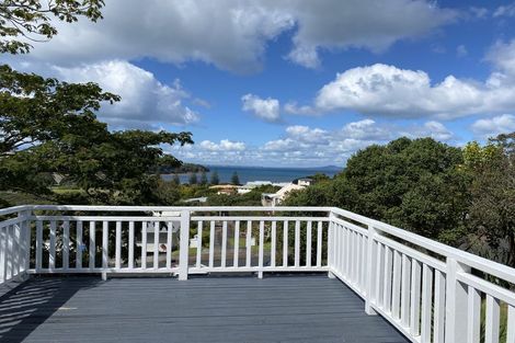 Photo of property in 74 Travis View Drive, Fairview Heights, Auckland, 0632
