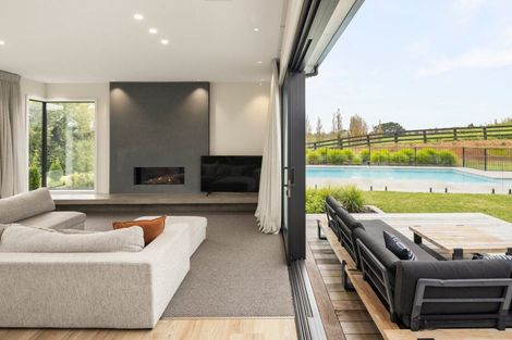 Photo of property in 2/48 Livingstone Road, Ngahinapouri, Hamilton, 3290