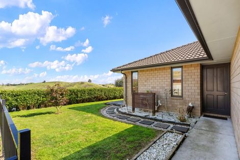 Photo of property in 8 Ballintoy Park Drive, Welcome Bay, Tauranga, 3175