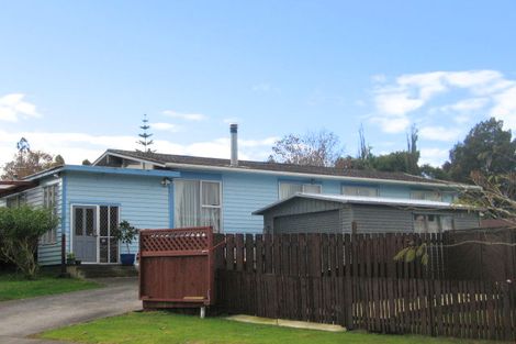 Photo of property in 30 Rehia Road, Massey, Auckland, 0614
